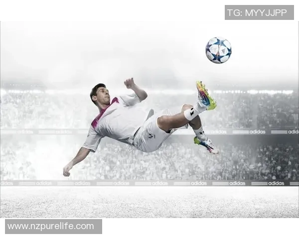 阿根廷足球巨星展现无限风采引领球队夺冠背后的坚持与努力